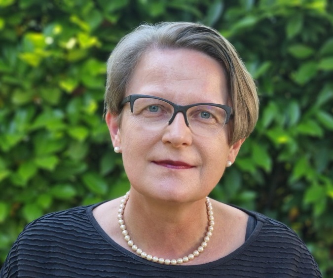 Dr. Kaija Voss